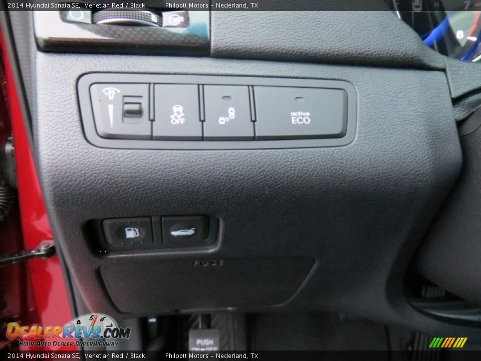 2014 Hyundai Sonata SE Venetian Red / Black Photo #36