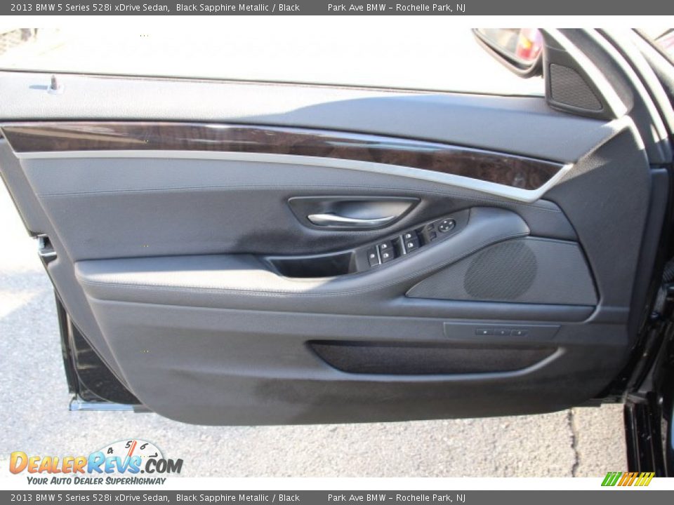 2013 BMW 5 Series 528i xDrive Sedan Black Sapphire Metallic / Black Photo #9