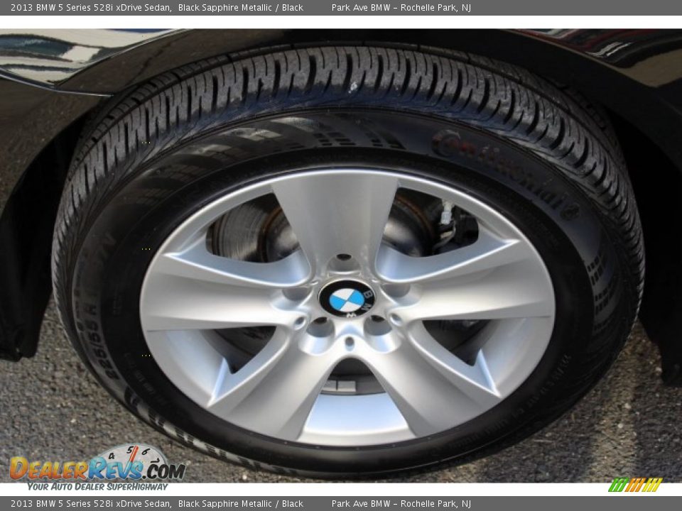 2013 BMW 5 Series 528i xDrive Sedan Black Sapphire Metallic / Black Photo #32