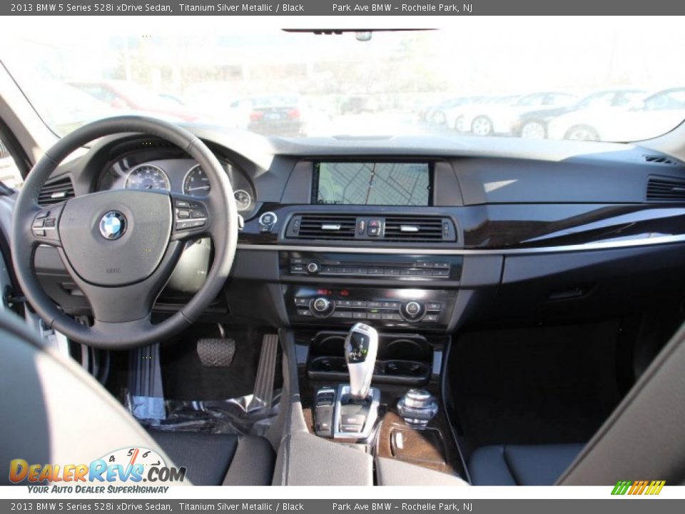 2013 BMW 5 Series 528i xDrive Sedan Titanium Silver Metallic / Black Photo #13