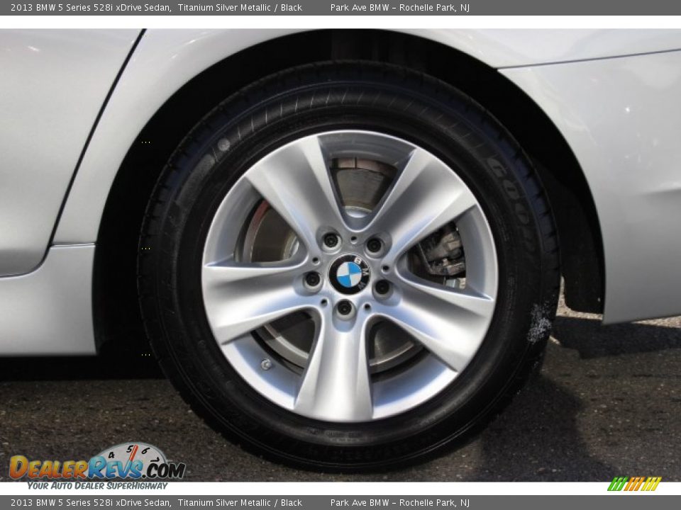 2013 BMW 5 Series 528i xDrive Sedan Titanium Silver Metallic / Black Photo #31