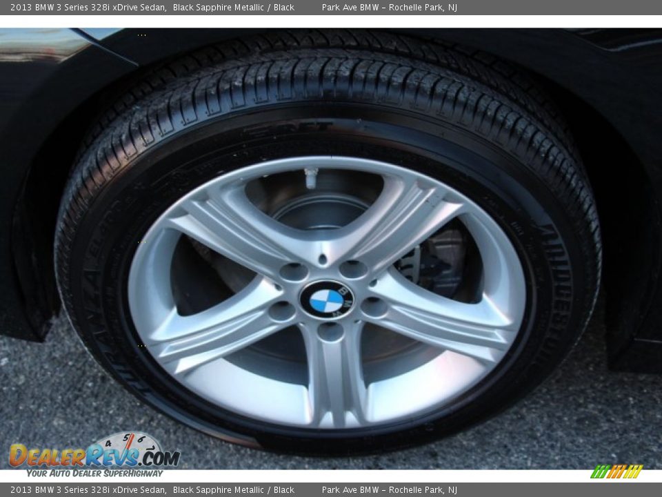 2013 BMW 3 Series 328i xDrive Sedan Black Sapphire Metallic / Black Photo #32