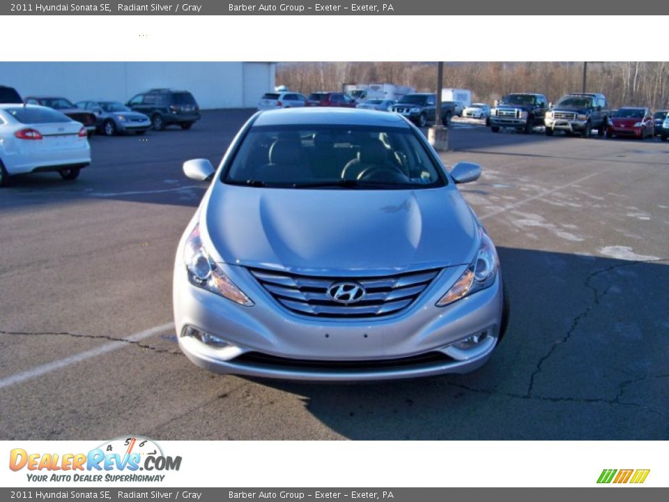2011 Hyundai Sonata SE Radiant Silver / Gray Photo #2