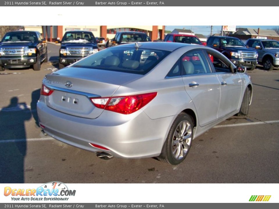 2011 Hyundai Sonata SE Radiant Silver / Gray Photo #5