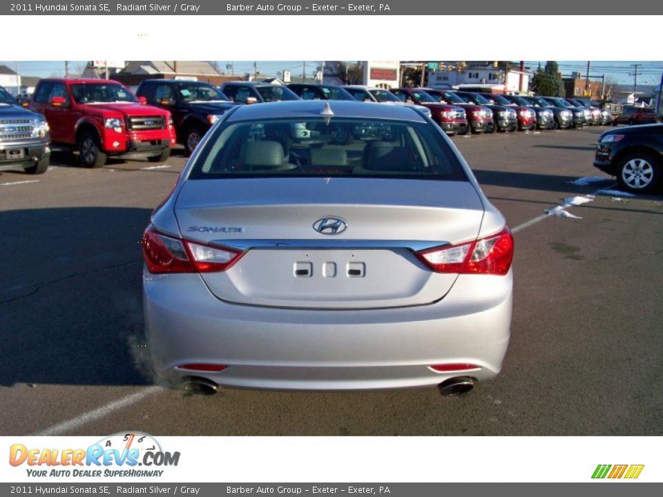 2011 Hyundai Sonata SE Radiant Silver / Gray Photo #6