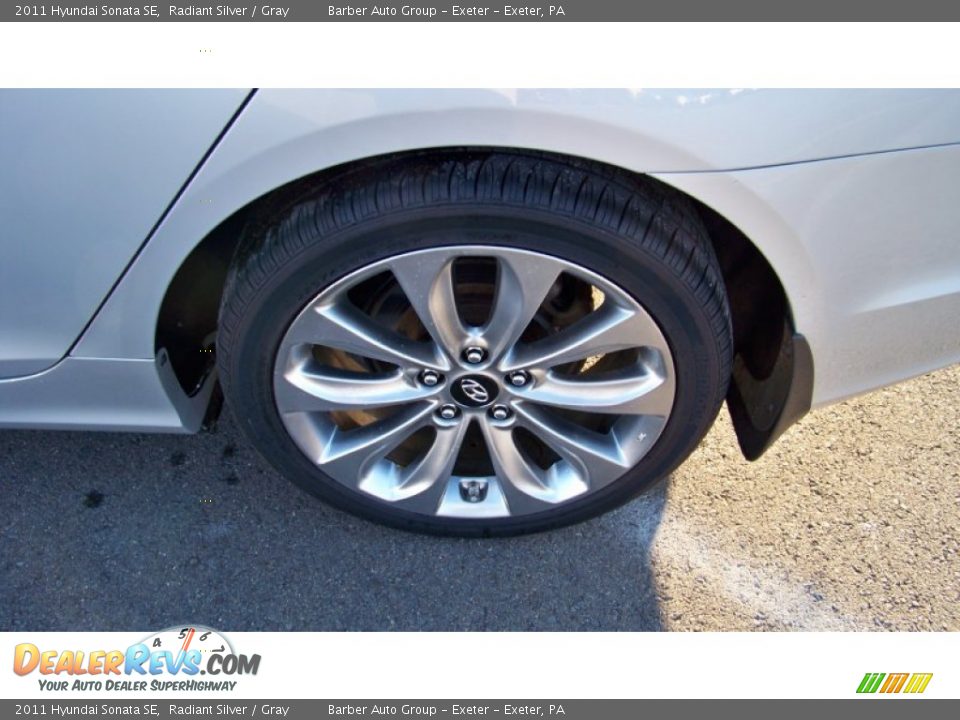 2011 Hyundai Sonata SE Radiant Silver / Gray Photo #9