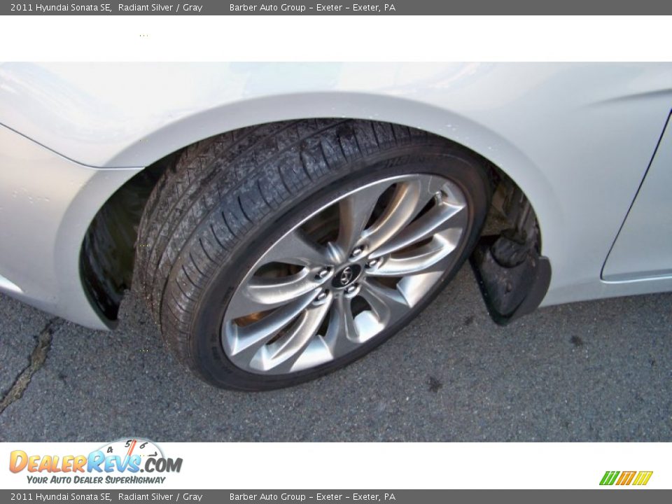 2011 Hyundai Sonata SE Radiant Silver / Gray Photo #10