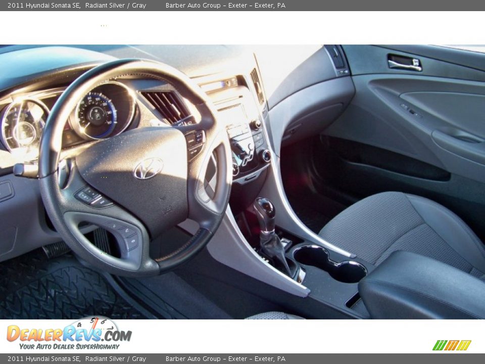 2011 Hyundai Sonata SE Radiant Silver / Gray Photo #13