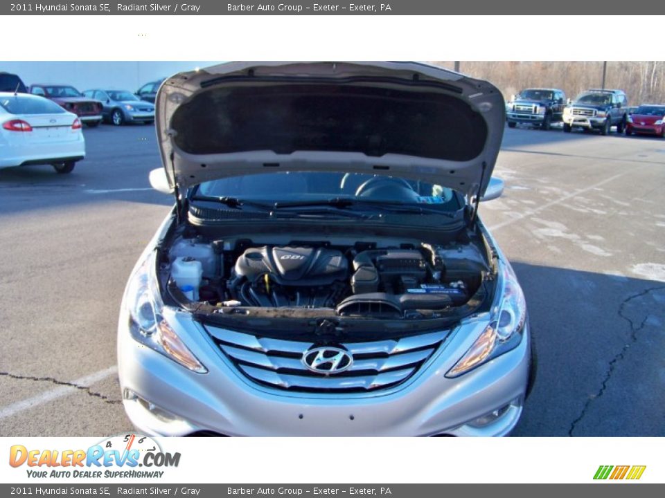 2011 Hyundai Sonata SE Radiant Silver / Gray Photo #18