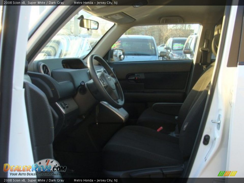 2008 Scion xB Super White / Dark Gray Photo #8