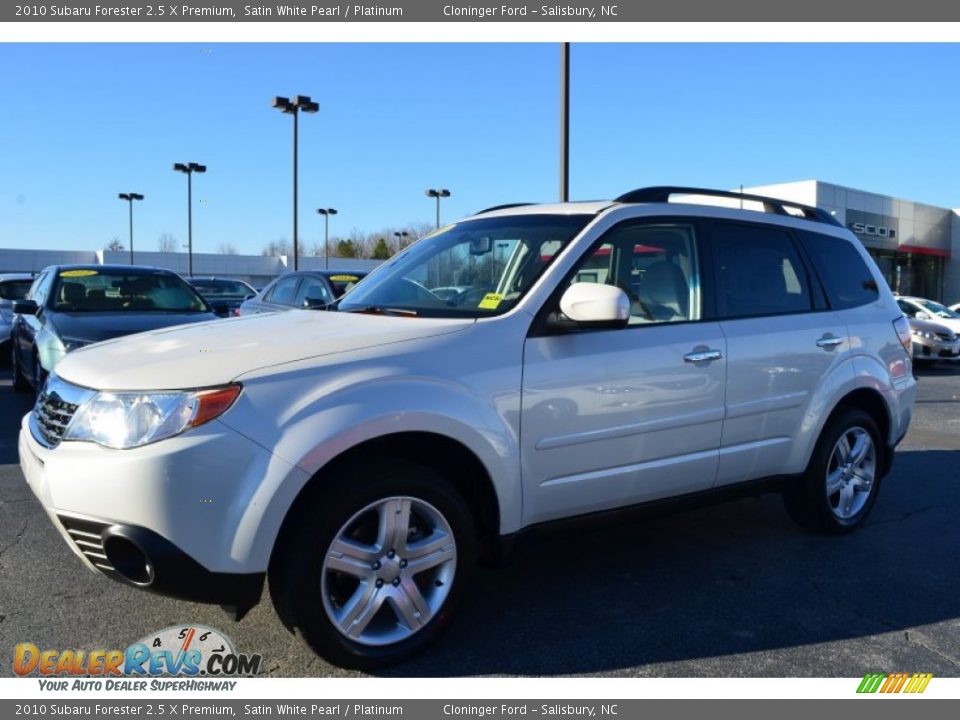 2010 Subaru Forester 2.5 X Premium Satin White Pearl / Platinum Photo #3