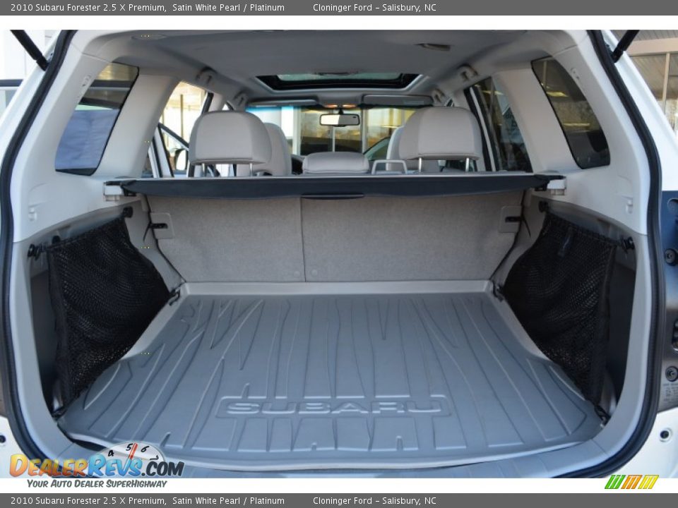 2010 Subaru Forester 2.5 X Premium Satin White Pearl / Platinum Photo #16