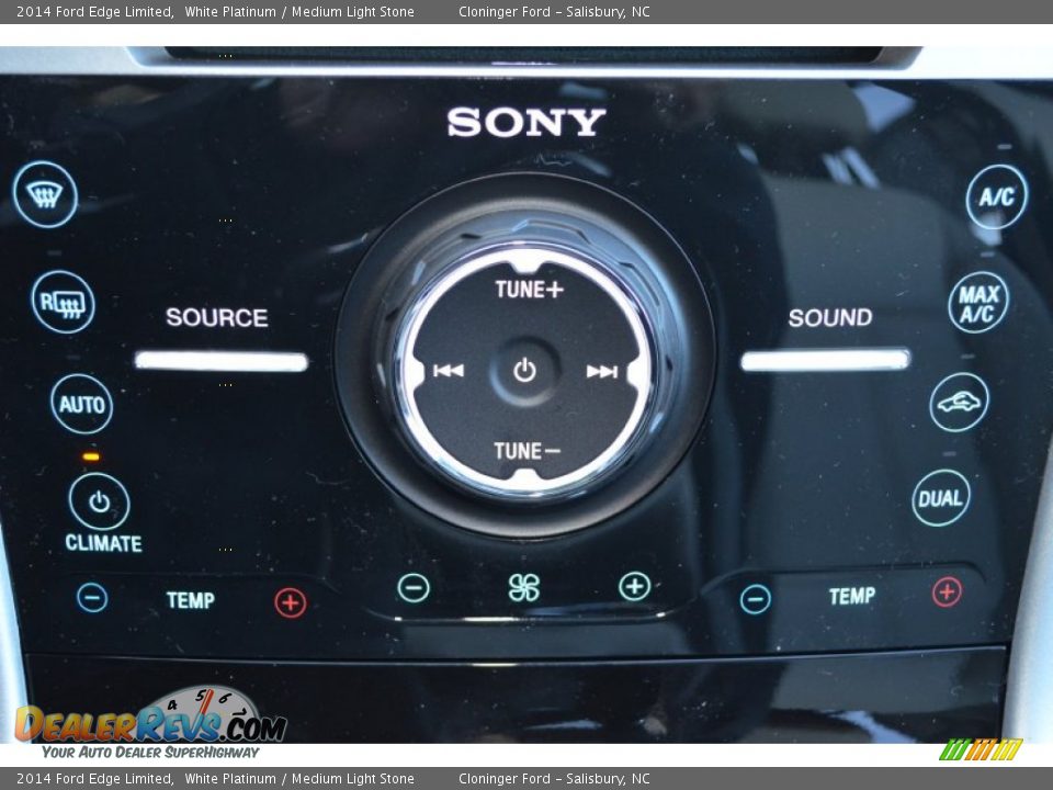 Controls of 2014 Ford Edge Limited Photo #20