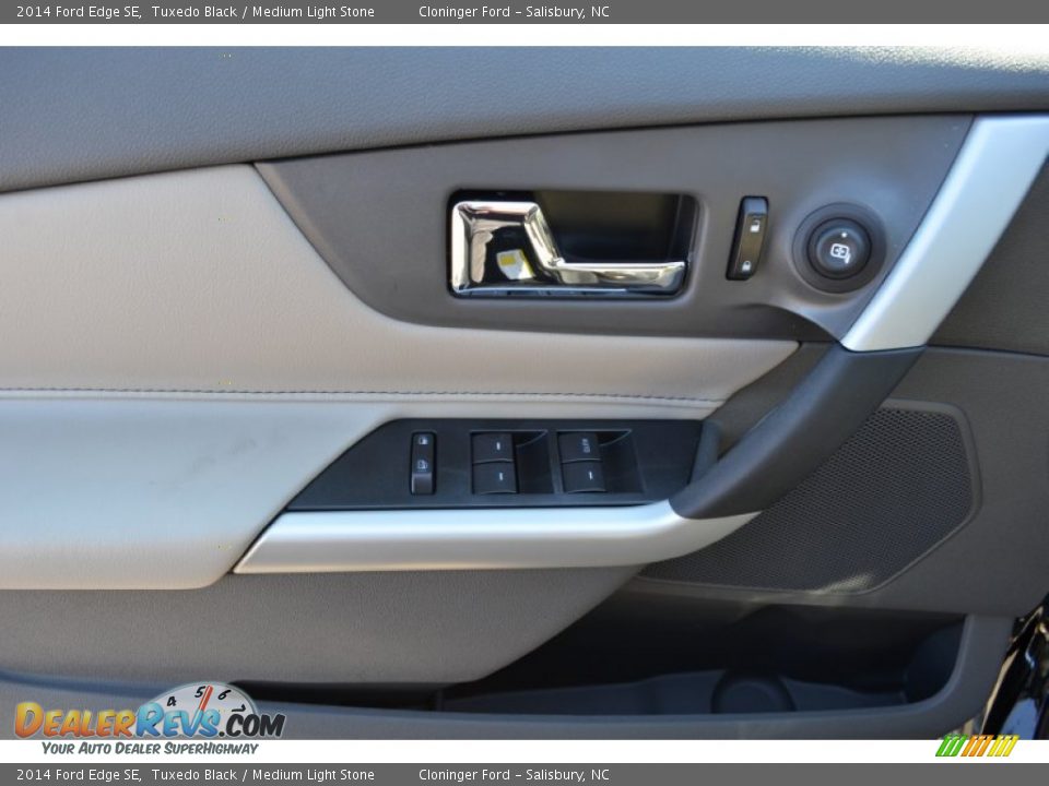 2014 Ford Edge SE Tuxedo Black / Medium Light Stone Photo #4