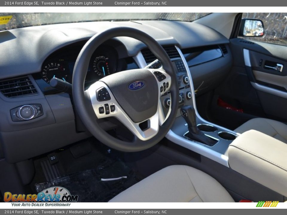 Medium Light Stone Interior - 2014 Ford Edge SE Photo #6