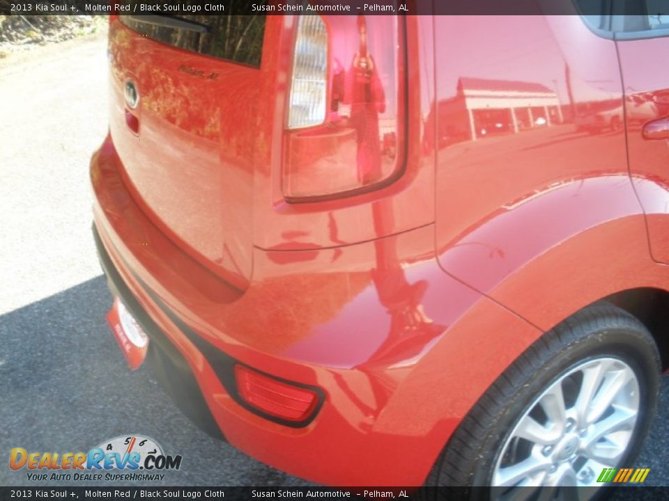 2013 Kia Soul + Molten Red / Black Soul Logo Cloth Photo #14