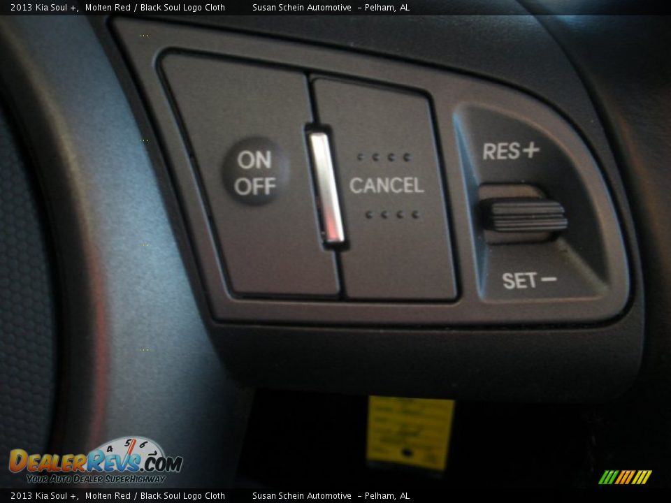 2013 Kia Soul + Molten Red / Black Soul Logo Cloth Photo #21