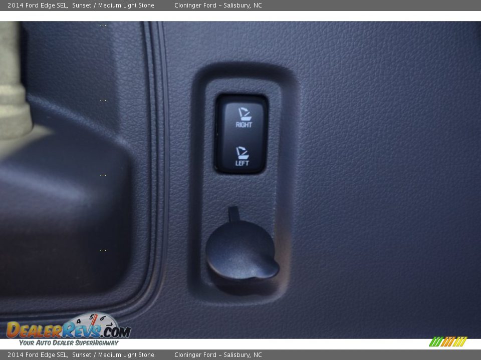 Controls of 2014 Ford Edge SEL Photo #9