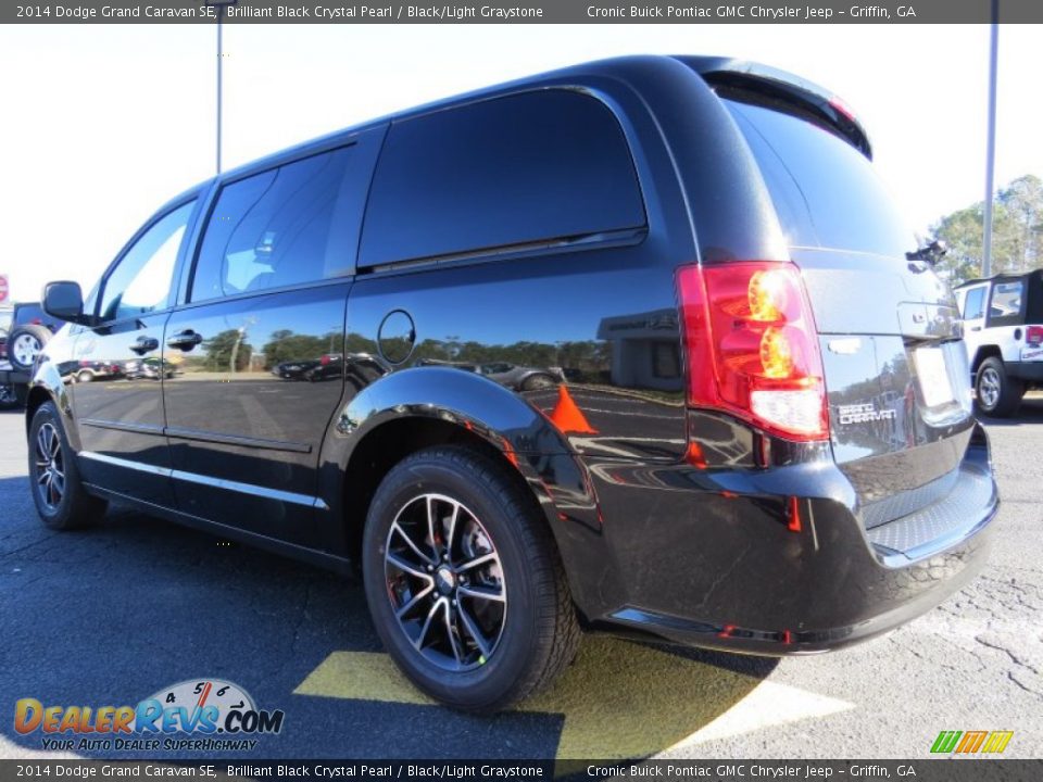 2014 Dodge Grand Caravan SE Brilliant Black Crystal Pearl / Black/Light Graystone Photo #5