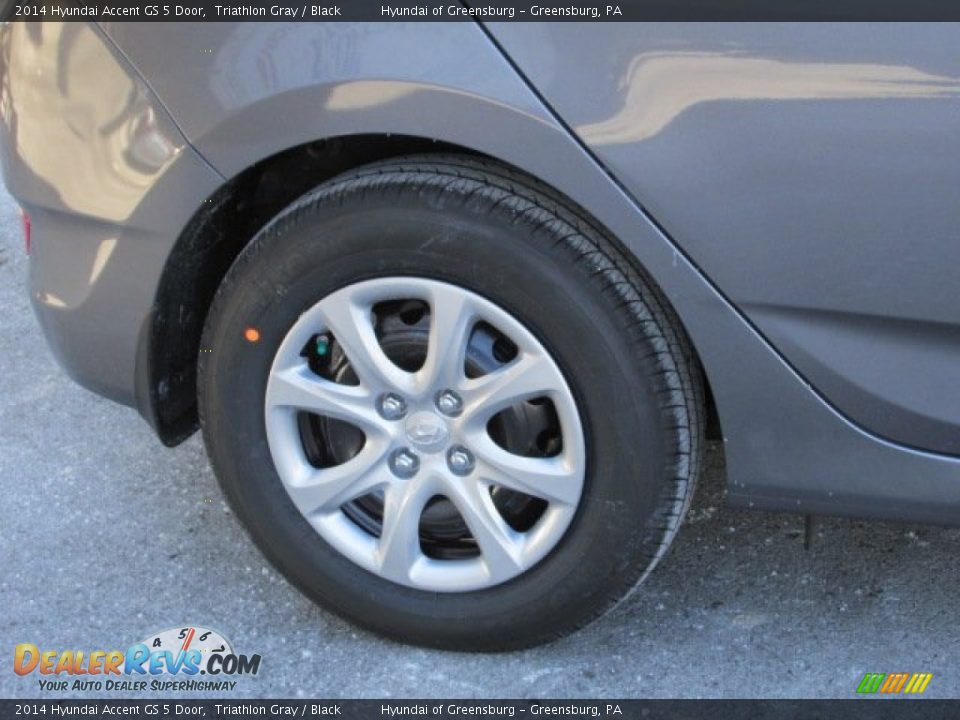 2014 Hyundai Accent GS 5 Door Wheel Photo #3