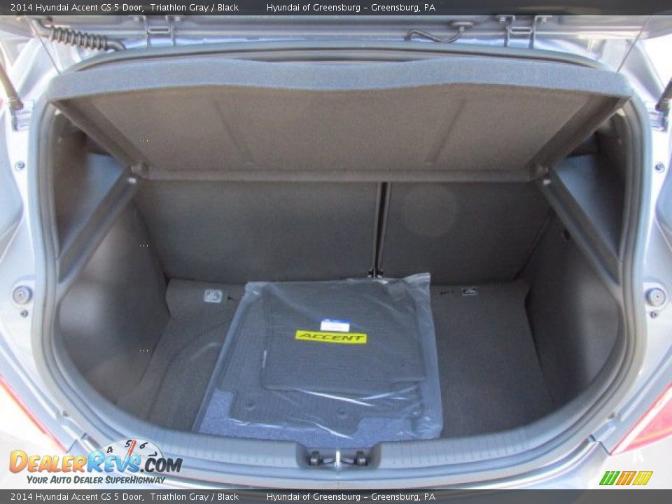 2014 Hyundai Accent GS 5 Door Trunk Photo #13