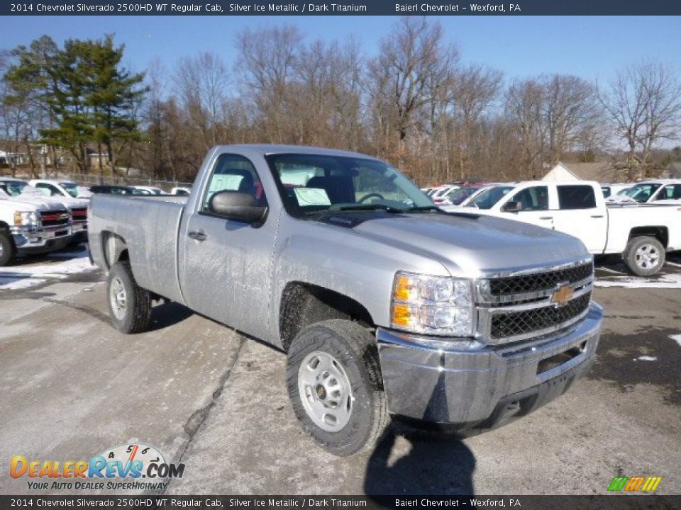 Front 3/4 View of 2014 Chevrolet Silverado 2500HD WT Regular Cab Photo #4