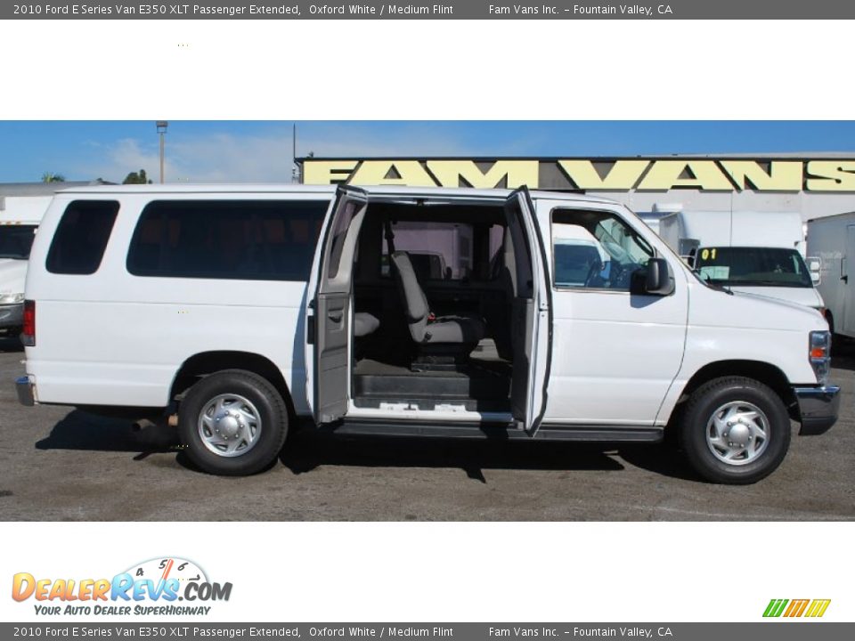 2010 Ford E Series Van E350 XLT Passenger Extended Oxford White / Medium Flint Photo #3