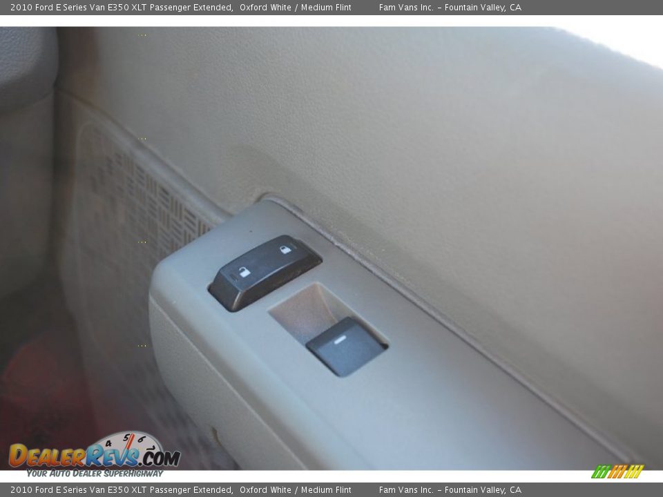 2010 Ford E Series Van E350 XLT Passenger Extended Oxford White / Medium Flint Photo #12