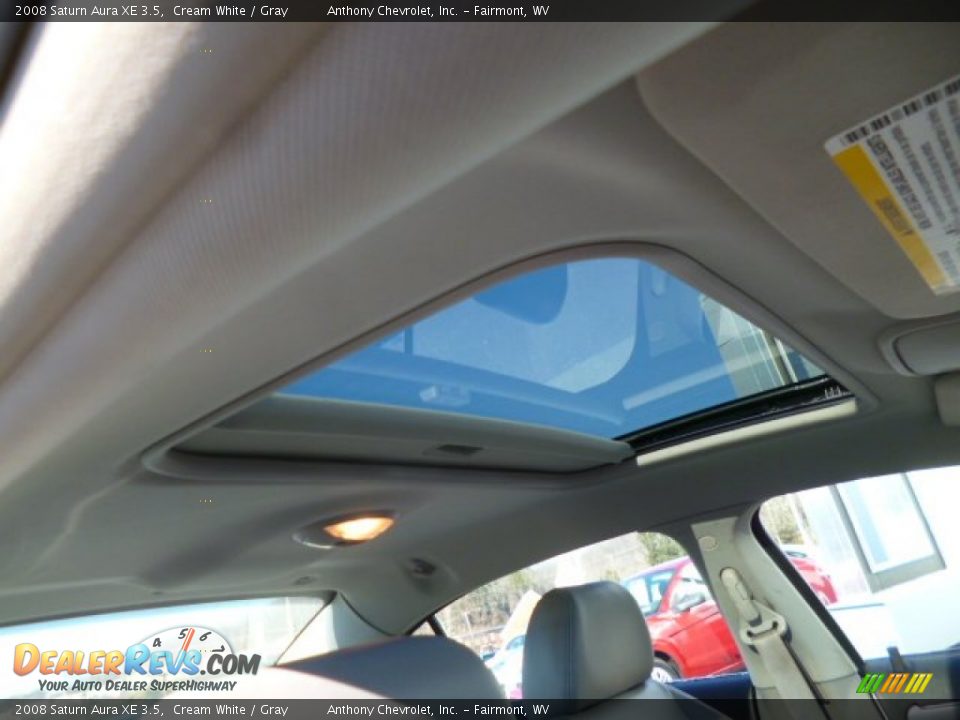 2008 Saturn Aura XE 3.5 Cream White / Gray Photo #10