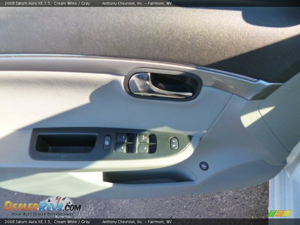 2008 Saturn Aura XE 3.5 Cream White / Gray Photo #17