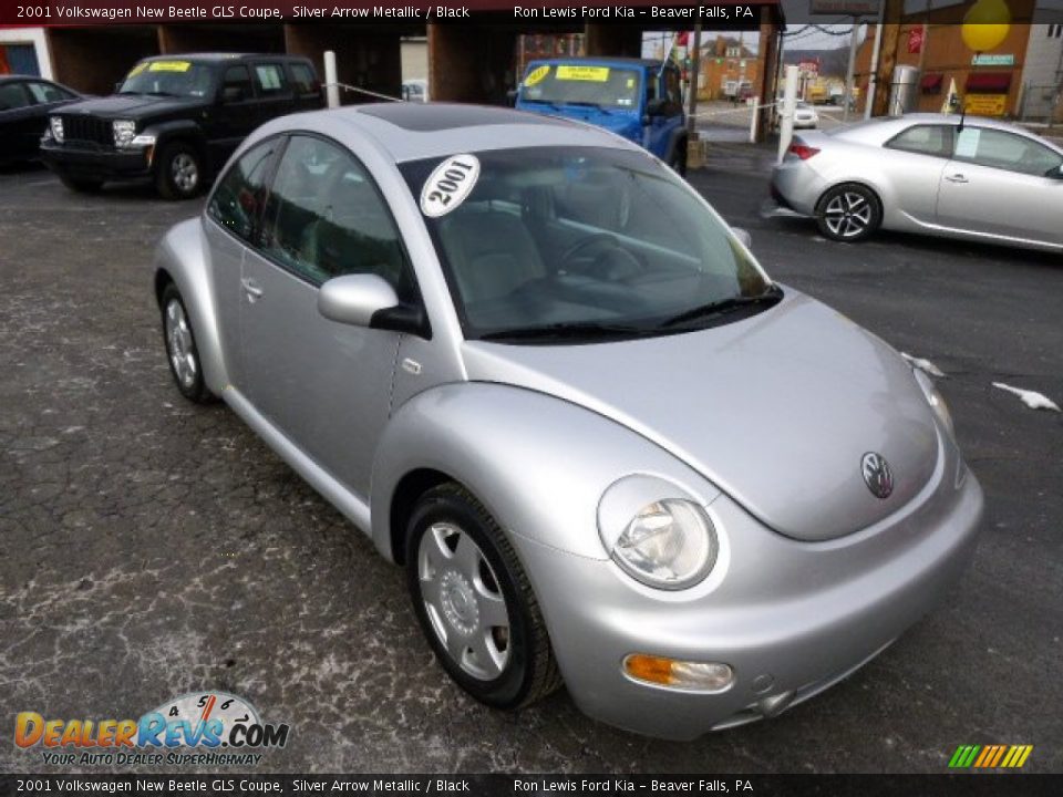 2001 Volkswagen New Beetle GLS Coupe Silver Arrow Metallic / Black Photo #2