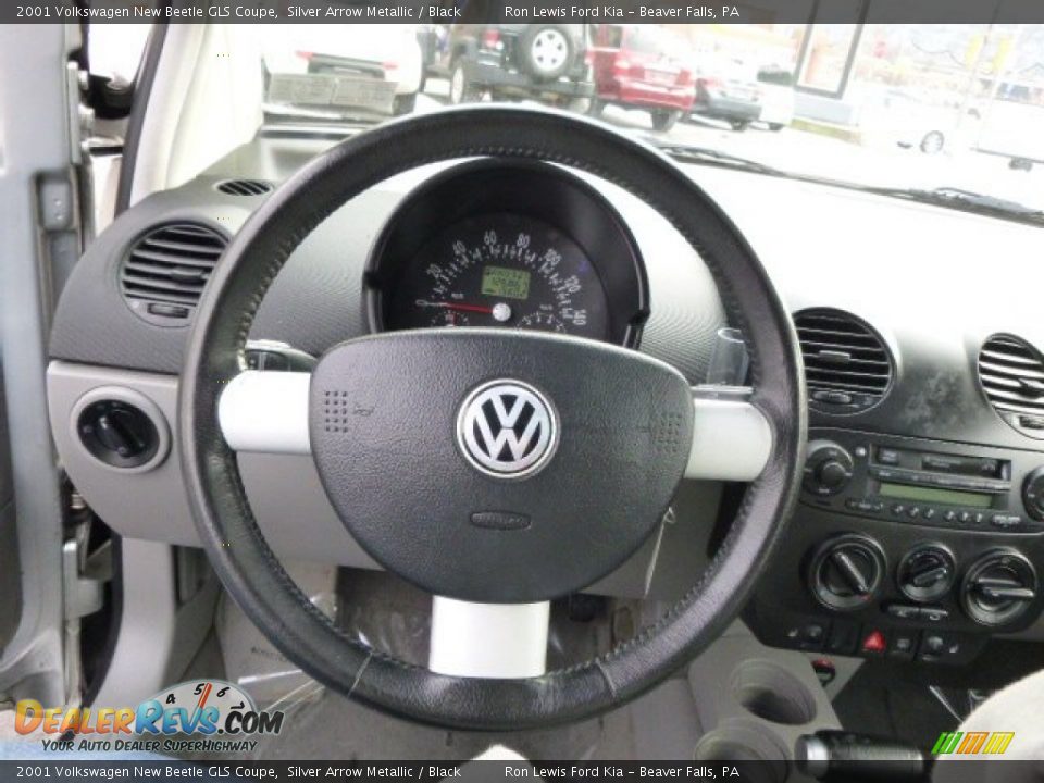 2001 Volkswagen New Beetle GLS Coupe Silver Arrow Metallic / Black Photo #17