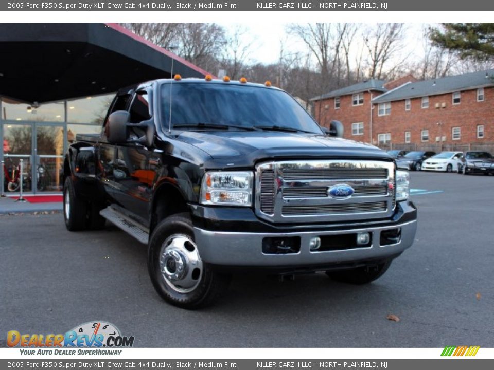 2005 Ford F350 Super Duty XLT Crew Cab 4x4 Dually Black / Medium Flint Photo #1