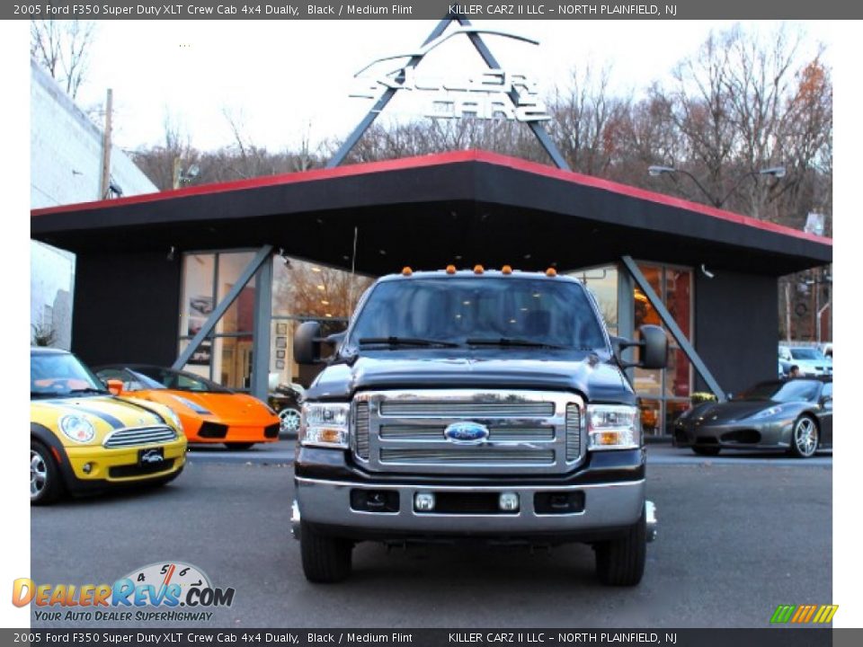 2005 Ford F350 Super Duty XLT Crew Cab 4x4 Dually Black / Medium Flint Photo #2