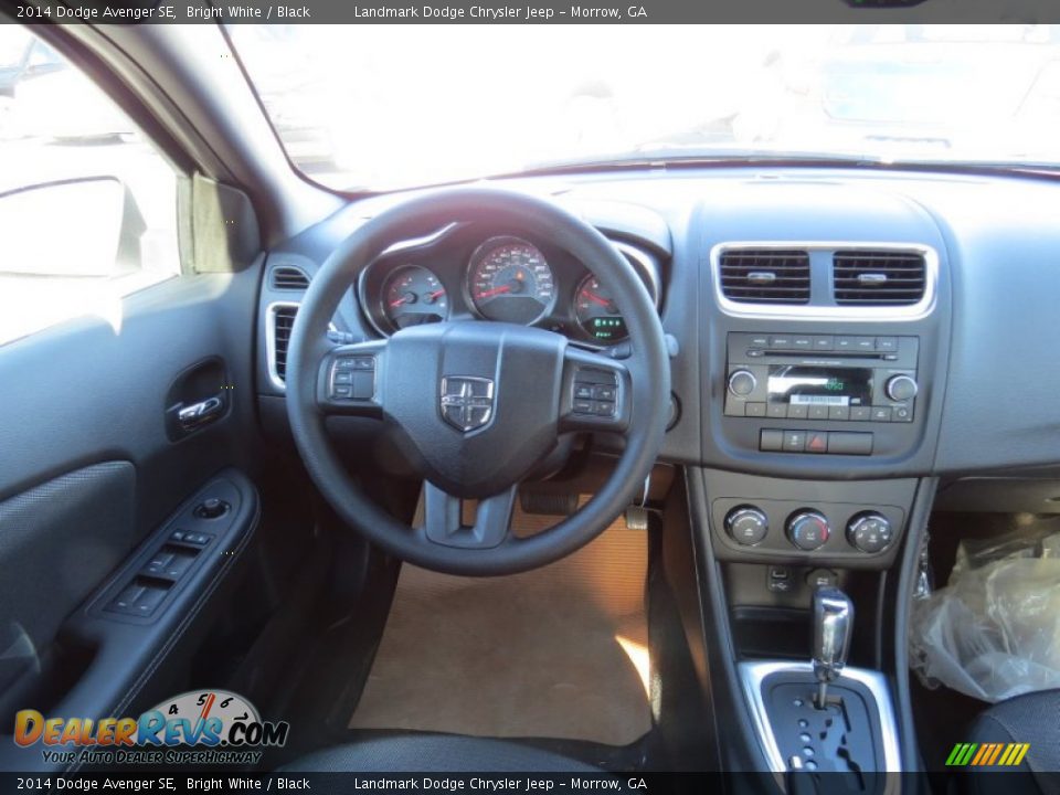 2014 Dodge Avenger SE Bright White / Black Photo #7