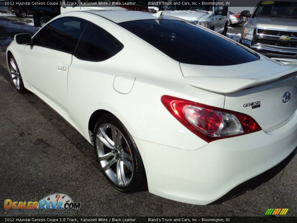 2012 Hyundai Genesis Coupe 3.8 Track Karussell White / Black Leather Photo #3