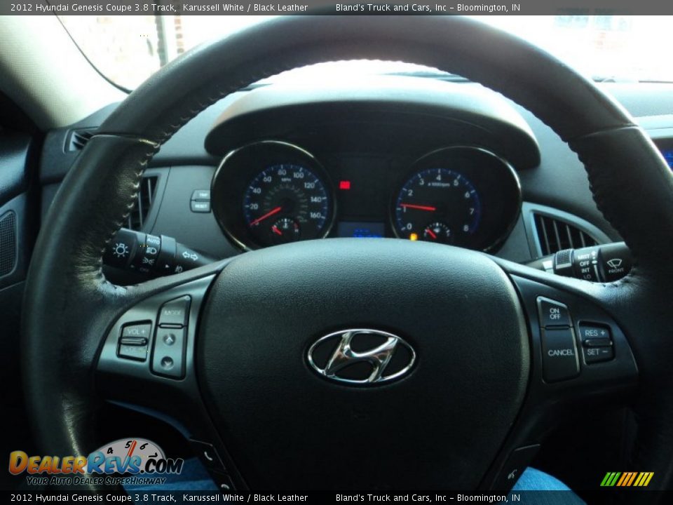 2012 Hyundai Genesis Coupe 3.8 Track Karussell White / Black Leather Photo #4
