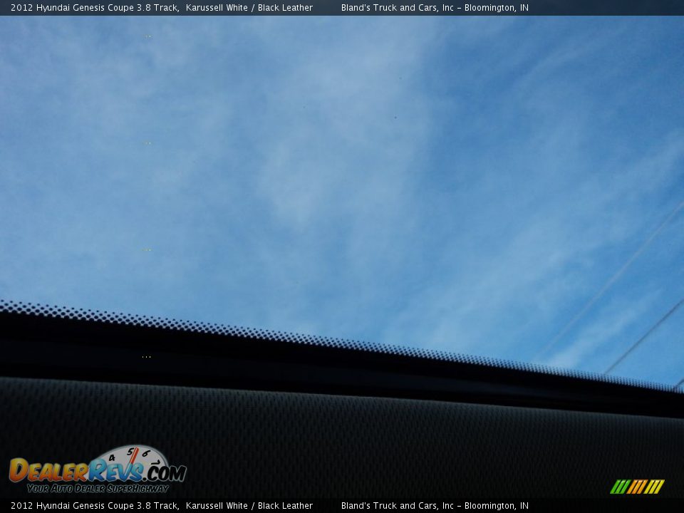 2012 Hyundai Genesis Coupe 3.8 Track Karussell White / Black Leather Photo #23