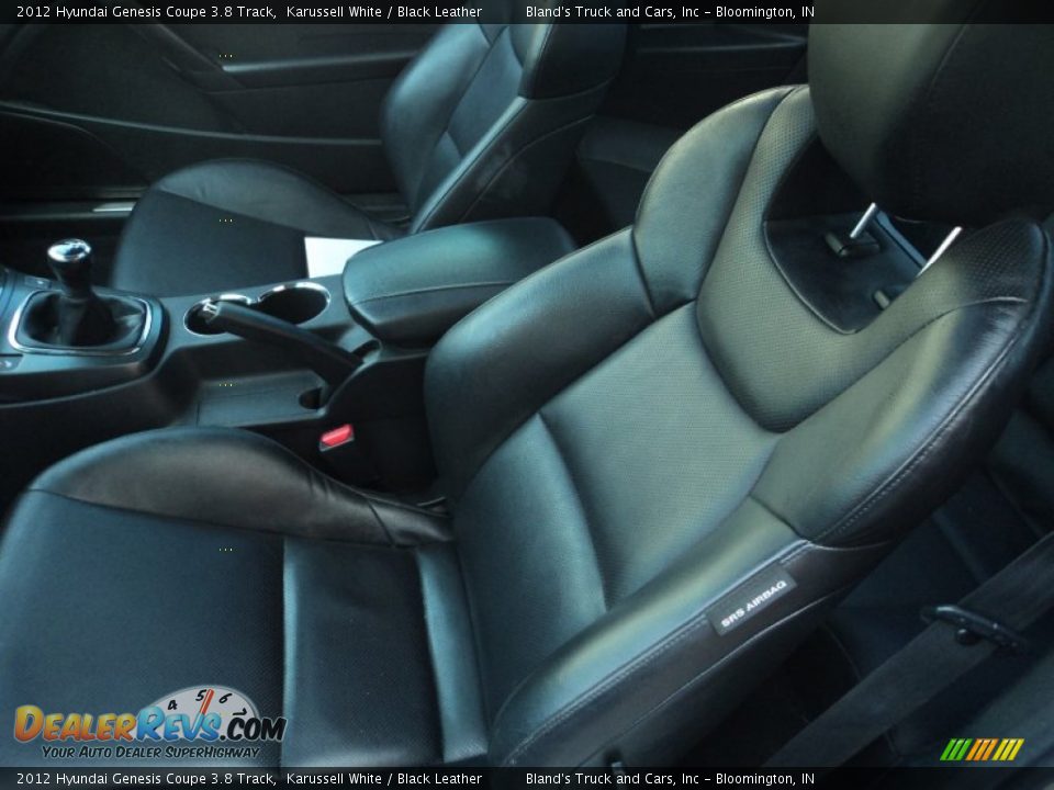 2012 Hyundai Genesis Coupe 3.8 Track Karussell White / Black Leather Photo #24