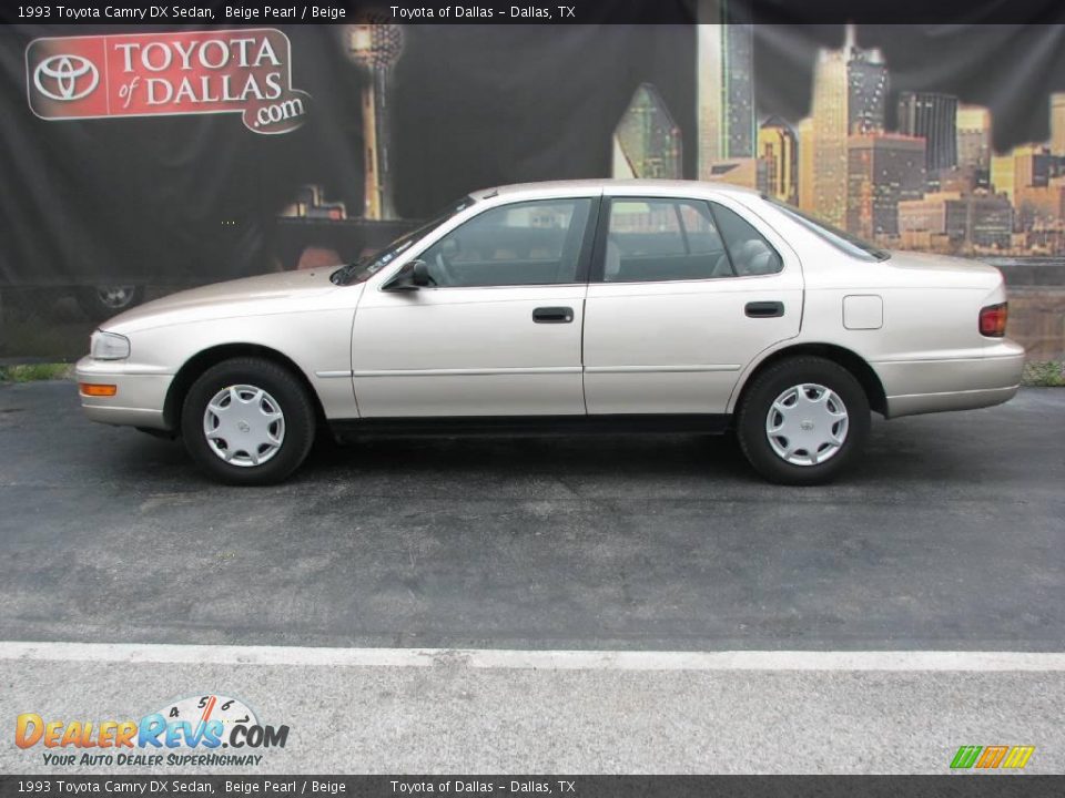 1993 Toyota Camry DX Sedan Beige Pearl / Beige Photo #1