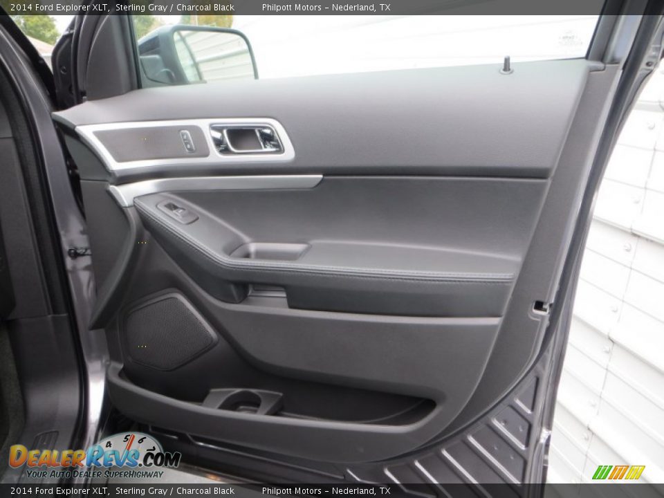 2014 Ford Explorer XLT Sterling Gray / Charcoal Black Photo #18