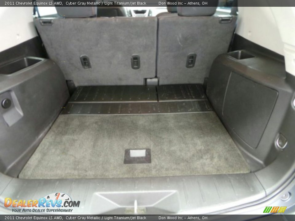 2011 Chevrolet Equinox LS AWD Cyber Gray Metallic / Light Titanium/Jet Black Photo #4