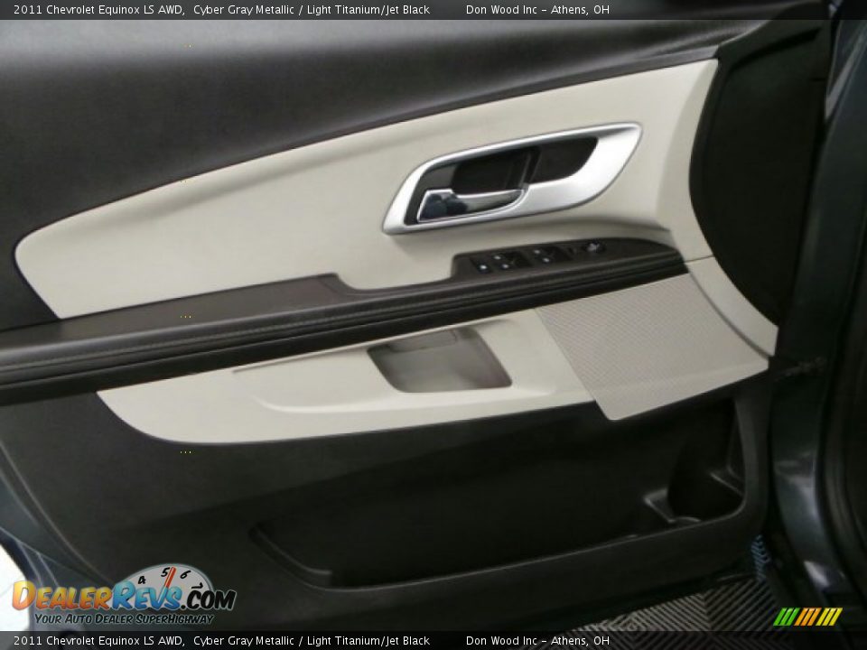 2011 Chevrolet Equinox LS AWD Cyber Gray Metallic / Light Titanium/Jet Black Photo #11