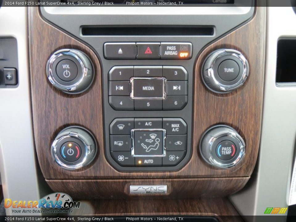 Controls of 2014 Ford F150 Lariat SuperCrew 4x4 Photo #35