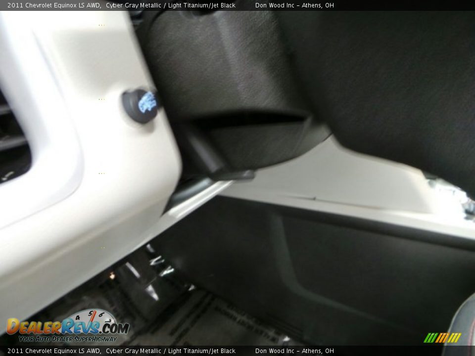 2011 Chevrolet Equinox LS AWD Cyber Gray Metallic / Light Titanium/Jet Black Photo #21