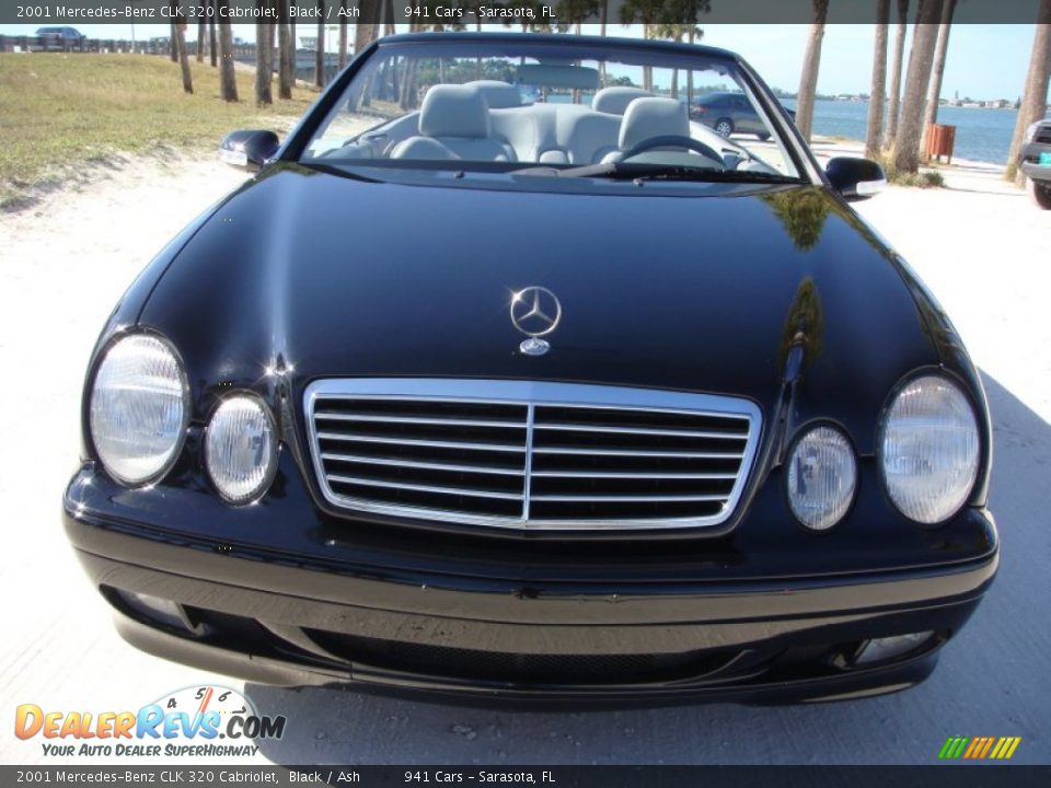 2001 Mercedes-Benz CLK 320 Cabriolet Black / Ash Photo #2