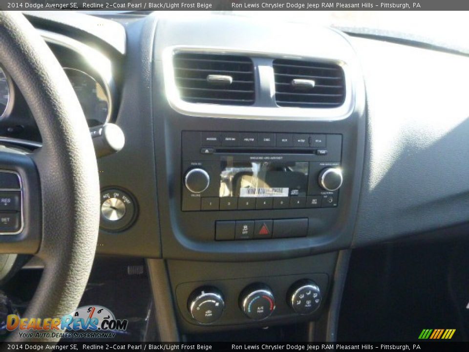 2014 Dodge Avenger SE Redline 2-Coat Pearl / Black/Light Frost Beige Photo #20