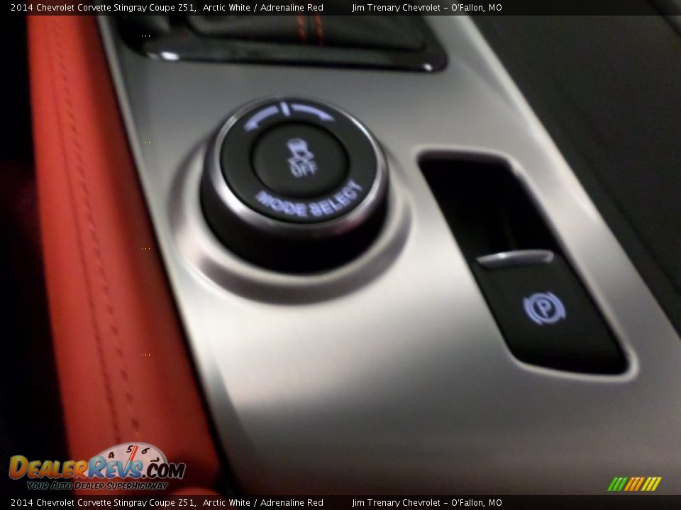 2014 Chevrolet Corvette Stingray Coupe Z51 Arctic White / Adrenaline Red Photo #30