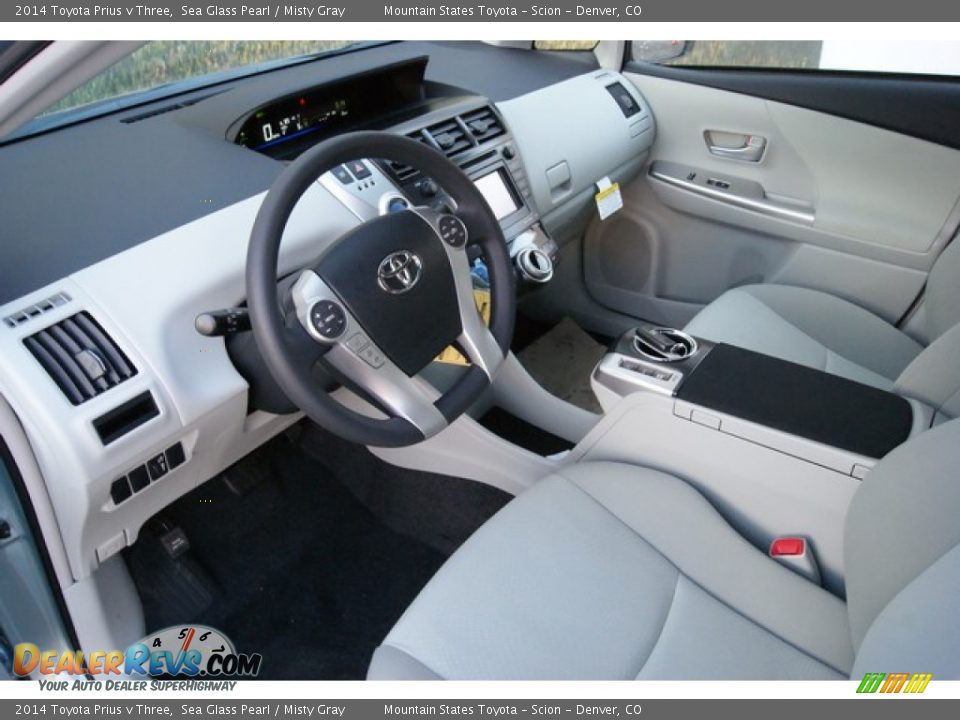 2014 Toyota Prius v Three Sea Glass Pearl / Misty Gray Photo #5