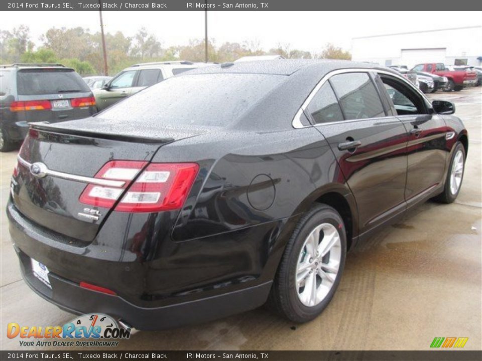 2014 Ford Taurus SEL Tuxedo Black / Charcoal Black Photo #5
